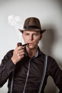 転職エージェントを利用してWeb業界に特化した専門的なサポートは何か？